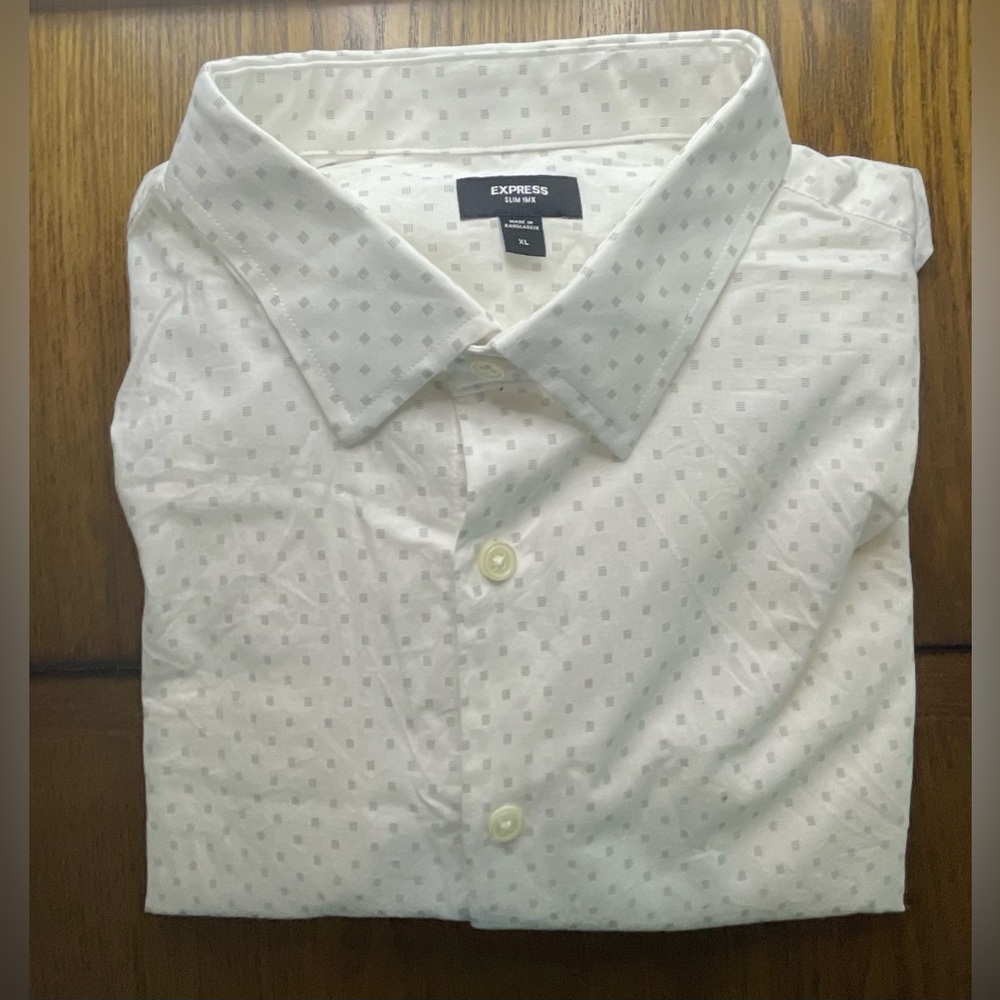 Express White Casual Patterned Button-Down Shirt - image 4